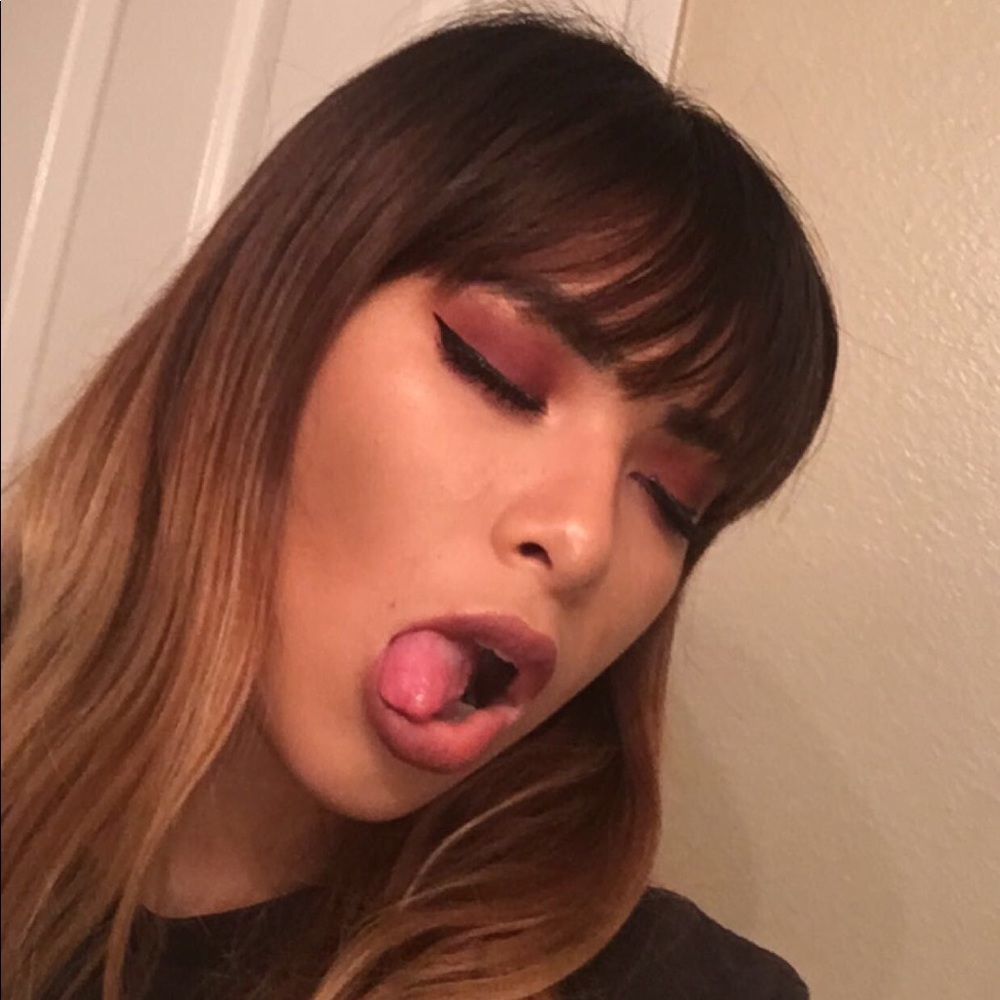 Meet your Posher, Alexa